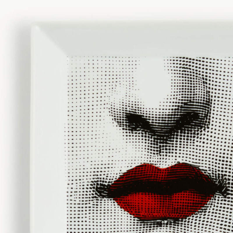 FORNASETTI - Piatto Quadrato Red Lips Tema e Variazioni n.397